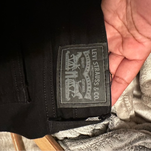 Levi's Women's 726 High Rise Flare Jeans in Soft Black - Picture 7 of 9